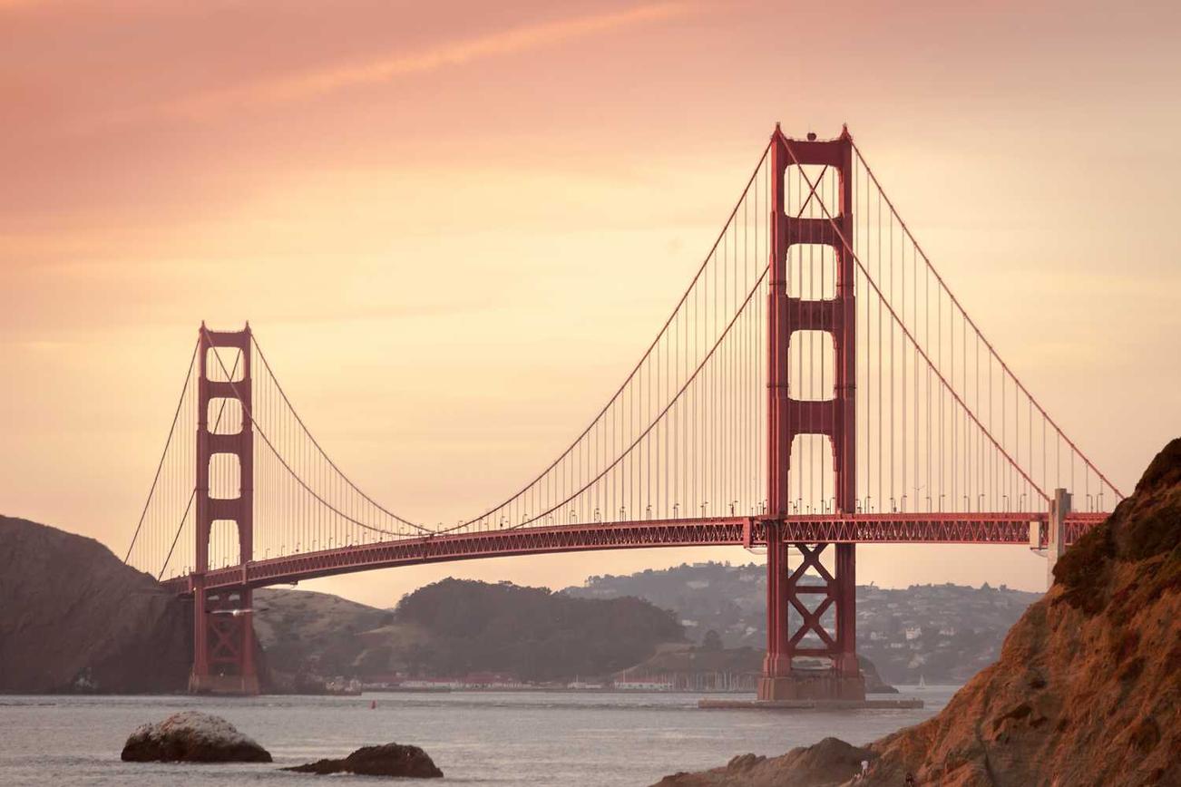 View of Golden Gate Bridge San Francisco, USA