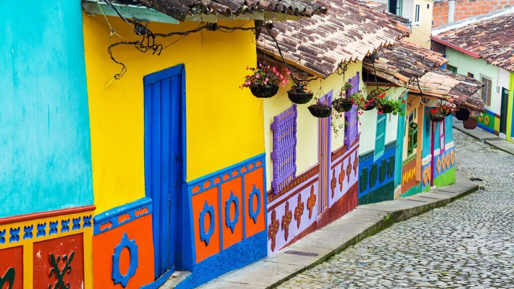 Cheap Flights From Baltimore to Bogota from February to May