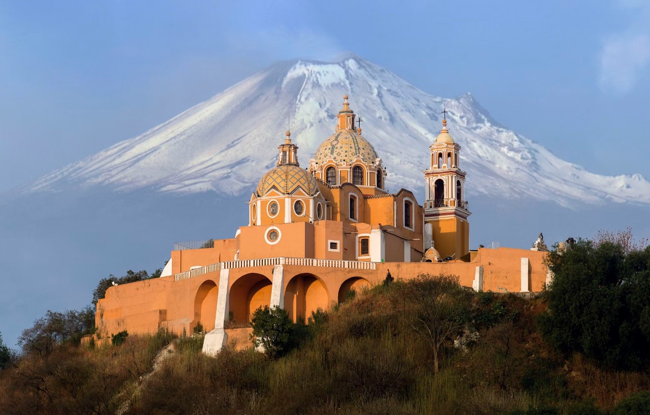 Santuario de la Virgen de los Remedios in Silao, Mexico